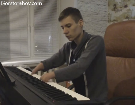 Пианист без пальцев